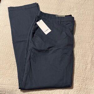 Comfort Wear Chino Pants from Goodfellow & Co 38x34 Mid rise Twill, Stretch
